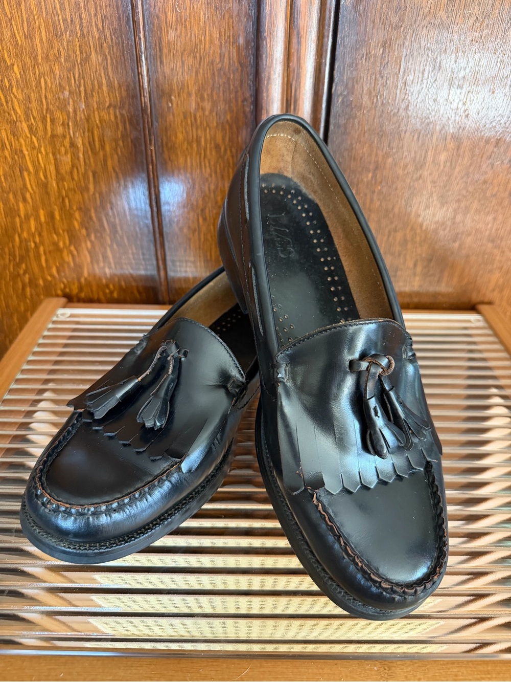 Vintage G.H. Bass Weejuns Layton Kiltie Tassel Loafers Men's 9 Black Leather EUC